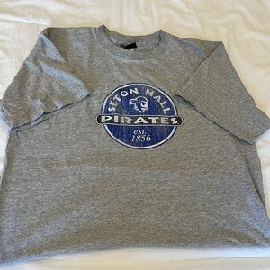 Seton Hall Pirates medium t shirt